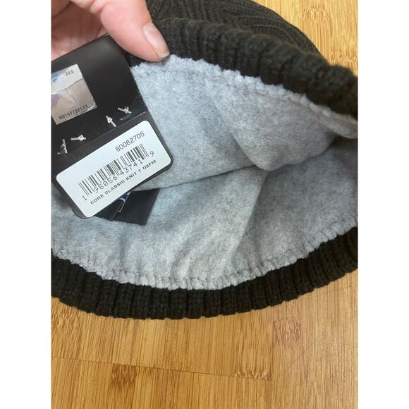 Toronto Raptors NBA New Era Core Classic Knit Hat Team mens / adult one size - Picture 3 of 5